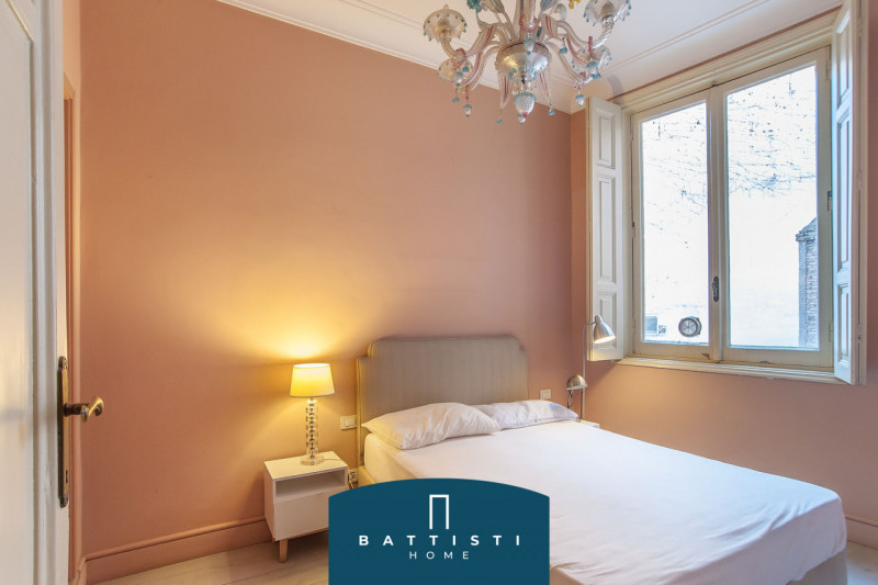 Immagine 16 di Appartamento in vendita  in Passeggiata di Ripetta a Roma