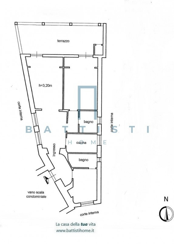 Immagine 22 di Appartamento in vendita  in Passeggiata di Ripetta a Roma