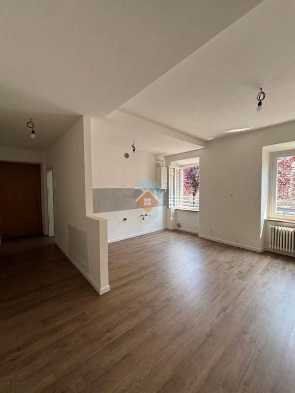 Immagine 1 di Appartamento in vendita  in Via Circonvallazione a Rovereto