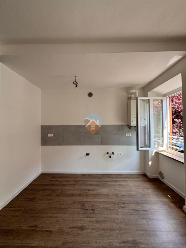 Immagine 3 di Appartamento in vendita  in Via Circonvallazione a Rovereto