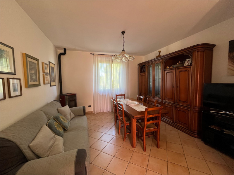 Immagine 21 di Casa indipendente in vendita  a Senigallia