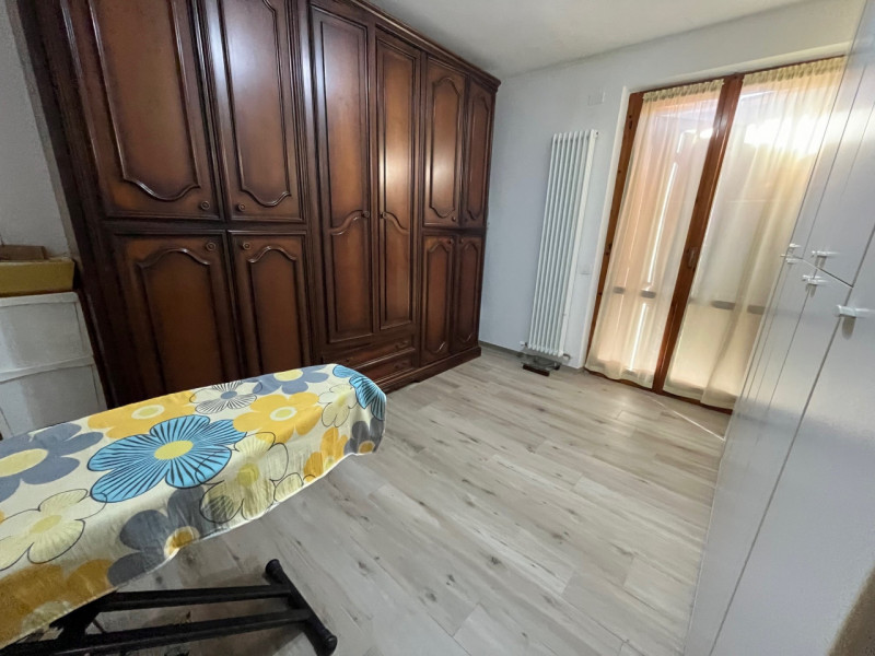 Immagine 33 di Casa indipendente in vendita  a Senigallia