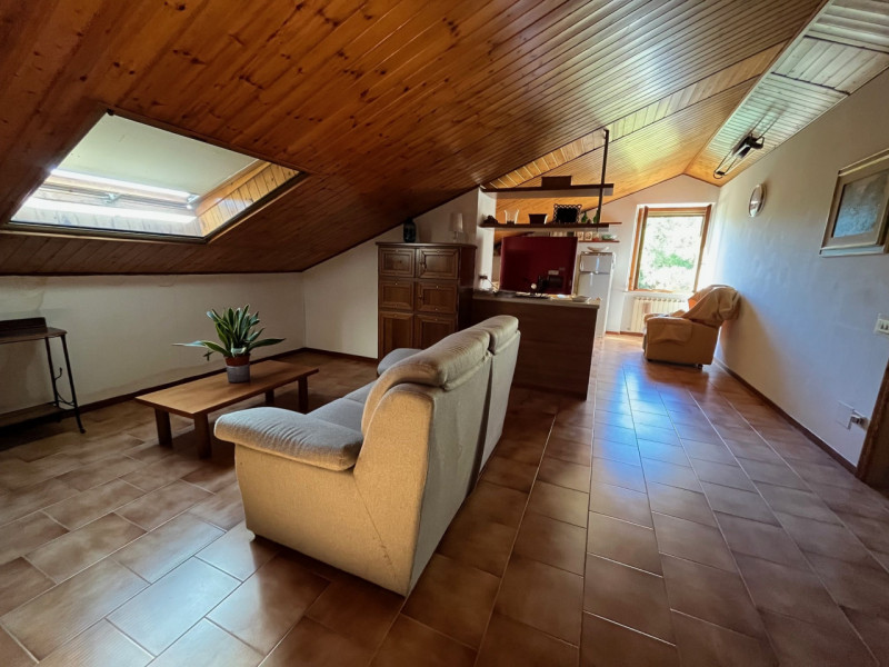 Immagine 41 di Casa indipendente in vendita  a Senigallia