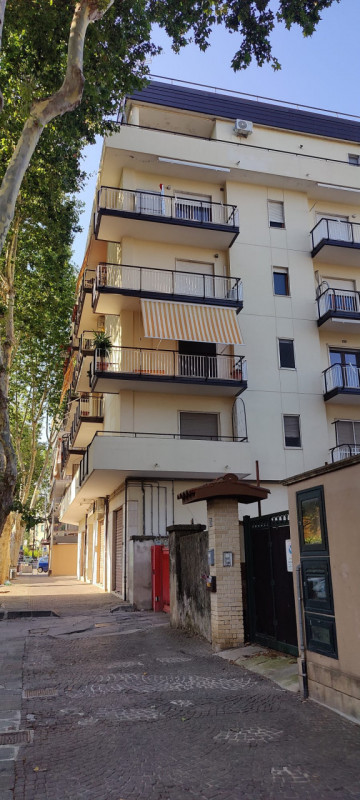 Immagine 2 di Appartamento in vendita  in VIA E.PERITO a Eboli