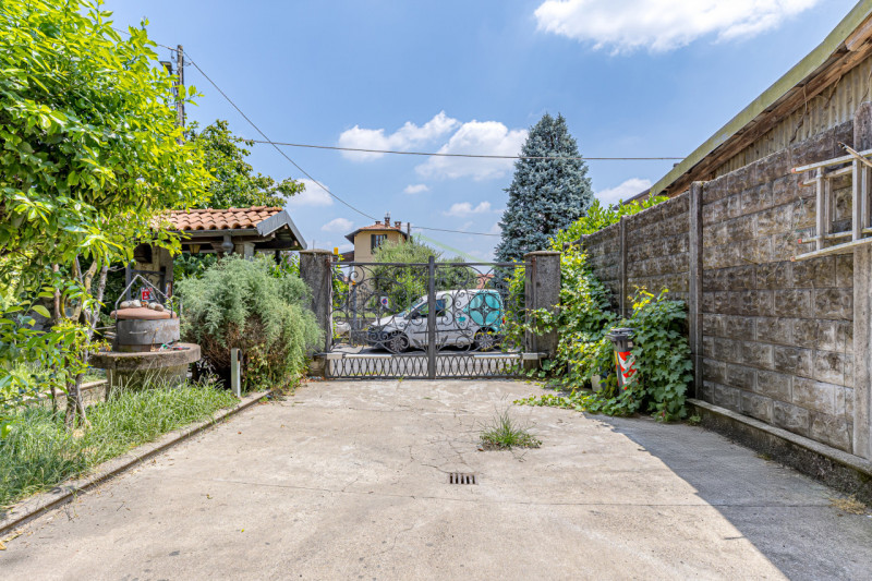 Immagine 3 di Casa indipendente in vendita  a Albavilla