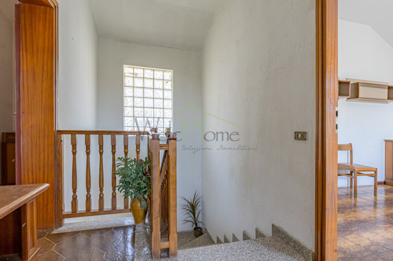 Immagine 19 di Casa indipendente in vendita  a Albavilla