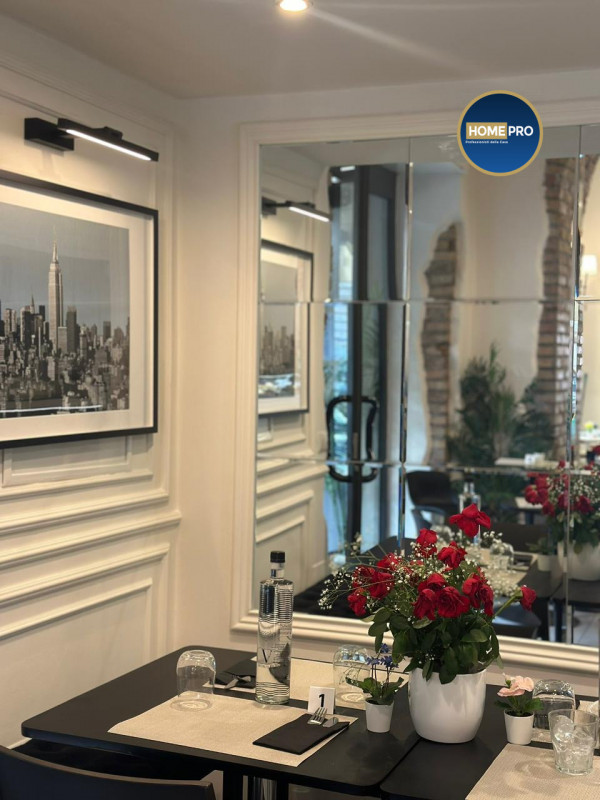 Immagine 11 di Negozio in vendita  in Viale Delle Milizie 88 a Roma