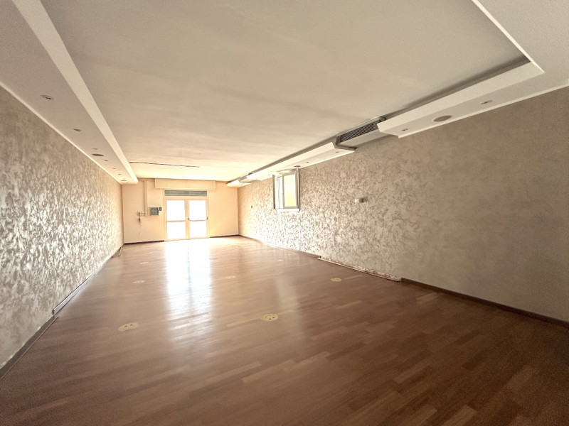 Immagine 1 di Laboratorio in vendita  in Via Giuseppe Mazzini a Forlimpopoli