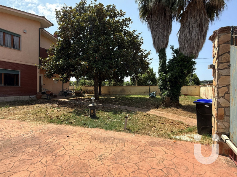 Immagine 8 di Villa in vendita  in Via Colle San Magno a Nettuno