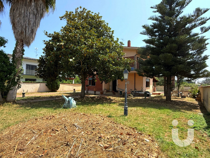 Immagine 9 di Villa in vendita  in Via Colle San Magno a Nettuno