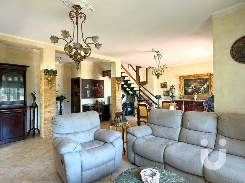 Immagine 16 di Villa in vendita  in Via Colle San Magno a Nettuno