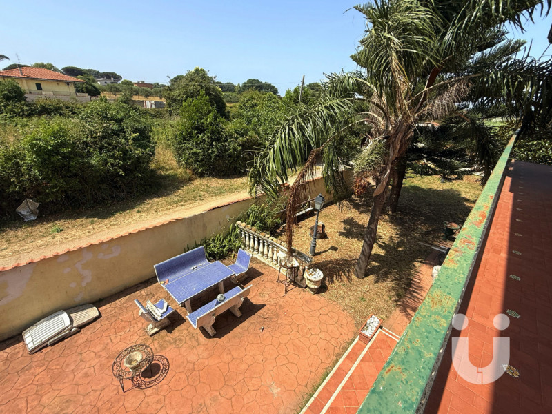 Immagine 33 di Villa in vendita  in Via Colle San Magno a Nettuno