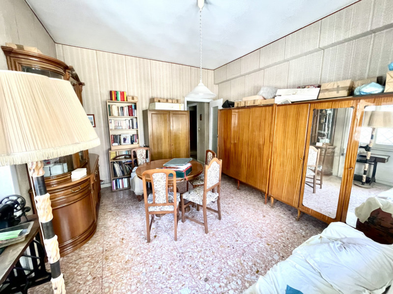 Immagine 4 di Appartamento in vendita  in via giacomo bresadola 54 a Roma