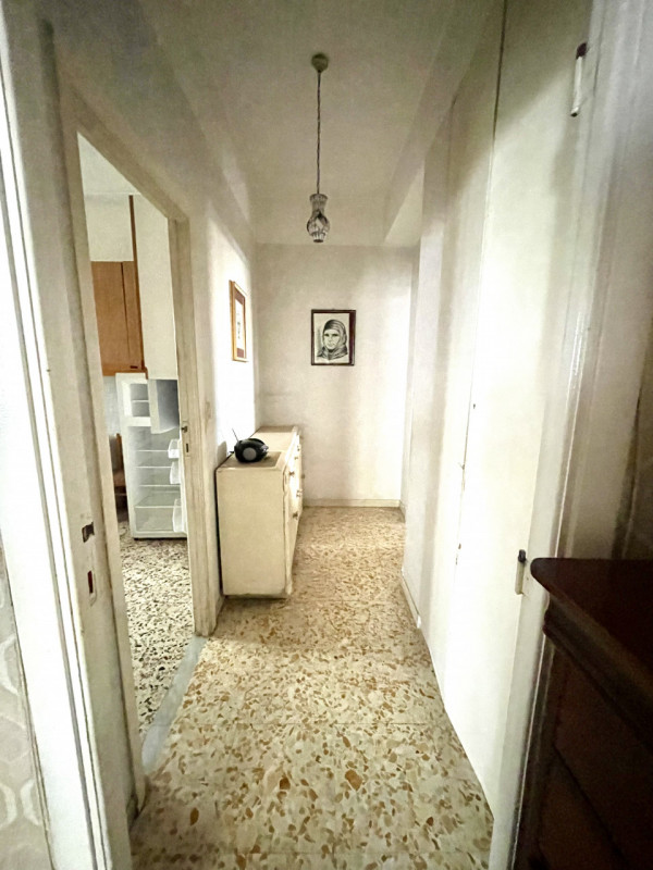 Immagine 13 di Appartamento in vendita  in via giacomo bresadola 54 a Roma