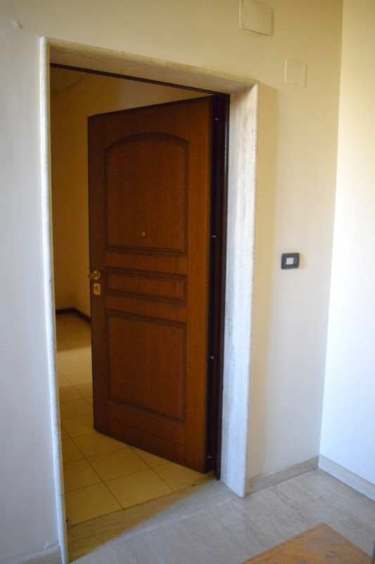 Immagine 9 di Ufficio in affitto  in C.so Umberto I 25 a Pescara