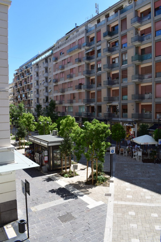 Immagine 23 di Ufficio in affitto  in C.so Umberto I 25 a Pescara