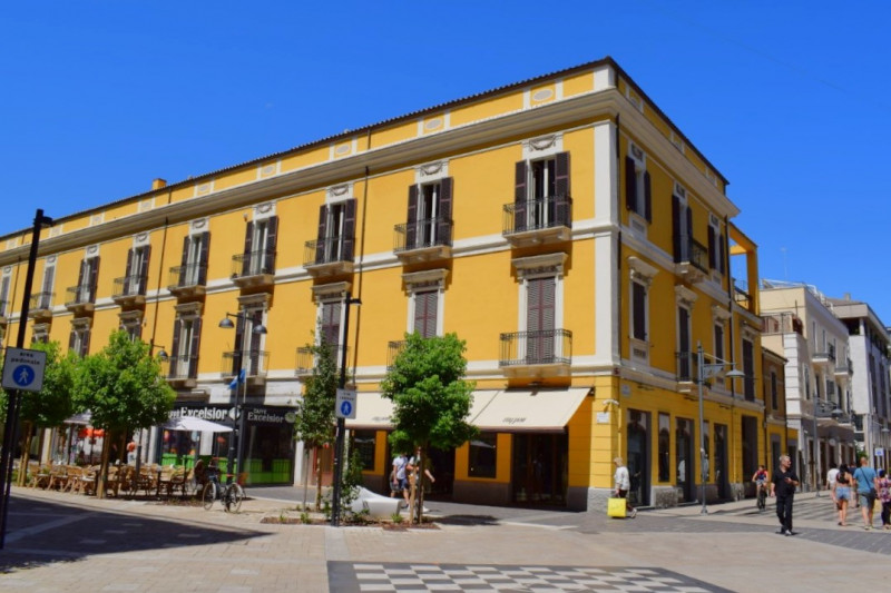 Immagine 40 di Ufficio in affitto  in C.so Umberto I 25 a Pescara