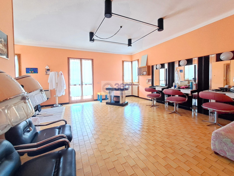 Immagine 22 di Villa in vendita  in Via San Filastro a Provaglio D'iseo