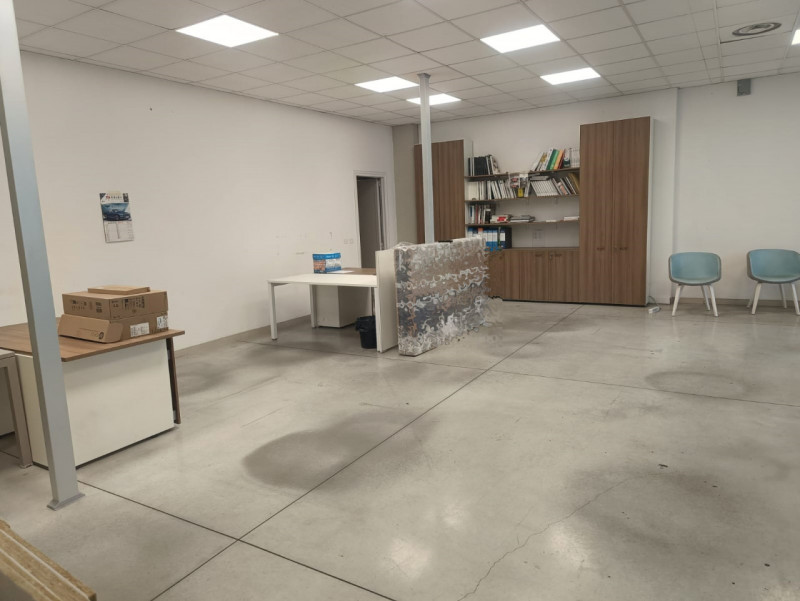 Immagine 8 di Capannone industriale in affitto  in via giacomo leopardi a Montevarchi