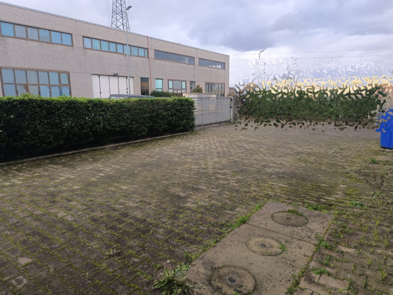 Immagine 9 di Capannone industriale in affitto  in via giacomo leopardi a Montevarchi