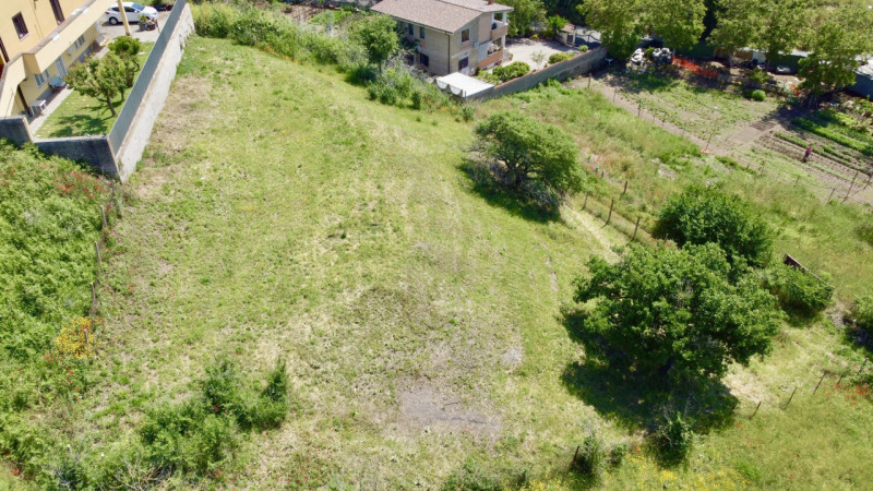 Immagine 2 di Terreno in vendita  in Via Visciano a Roma