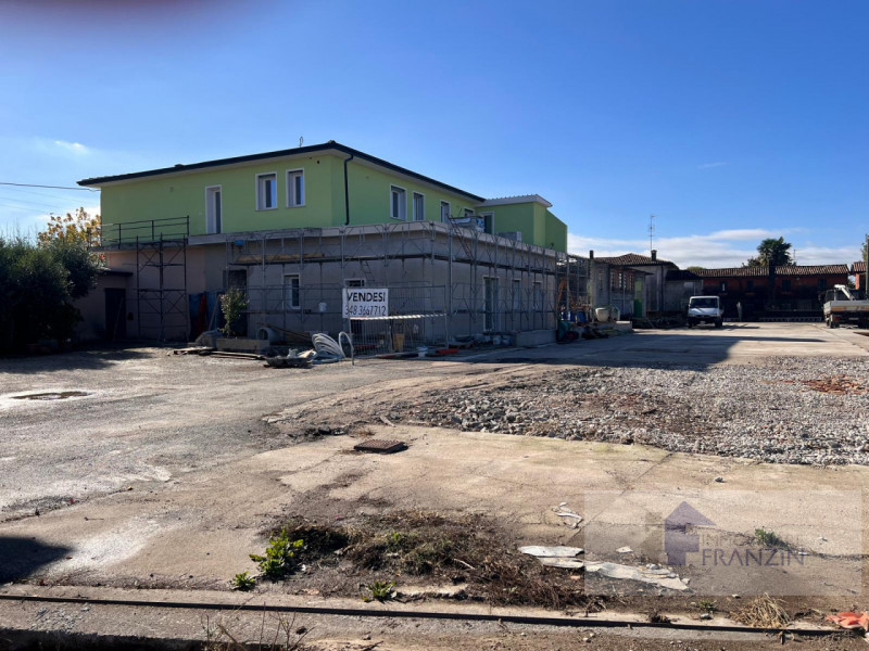 Immagine 2 di Appartamento in vendita  in VIA VALLIO 69 a Meolo