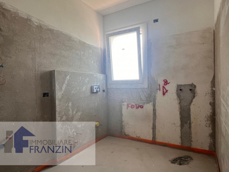 Immagine 48 di Appartamento in vendita  in VIA VALLIO 69 a Meolo
