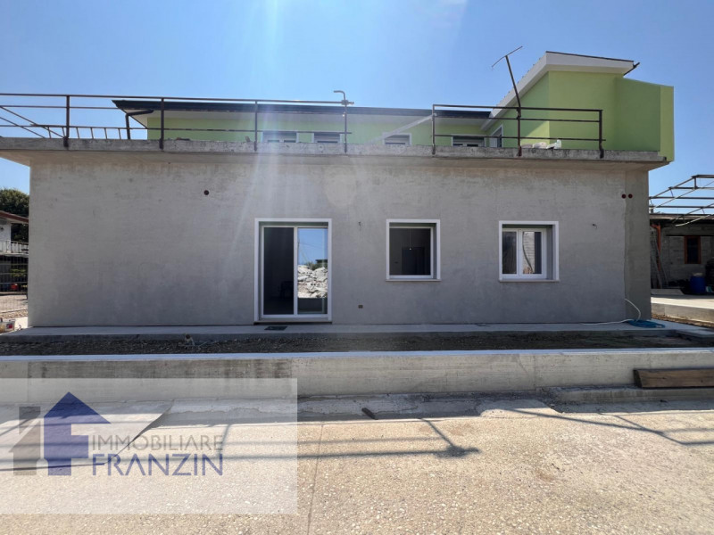 Immagine 56 di Appartamento in vendita  in VIA VALLIO 69 a Meolo