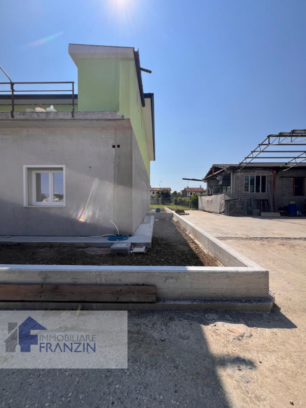 Immagine 57 di Appartamento in vendita  in VIA VALLIO 69 a Meolo