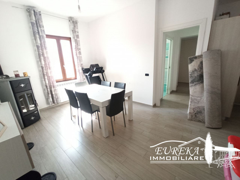 Immagine 9 di Casa indipendente in vendita  in LOCALITà PESCIA a Castiglione Del Lago