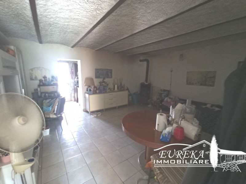 Immagine 30 di Casa indipendente in vendita  in LOCALITà PESCIA a Castiglione Del Lago