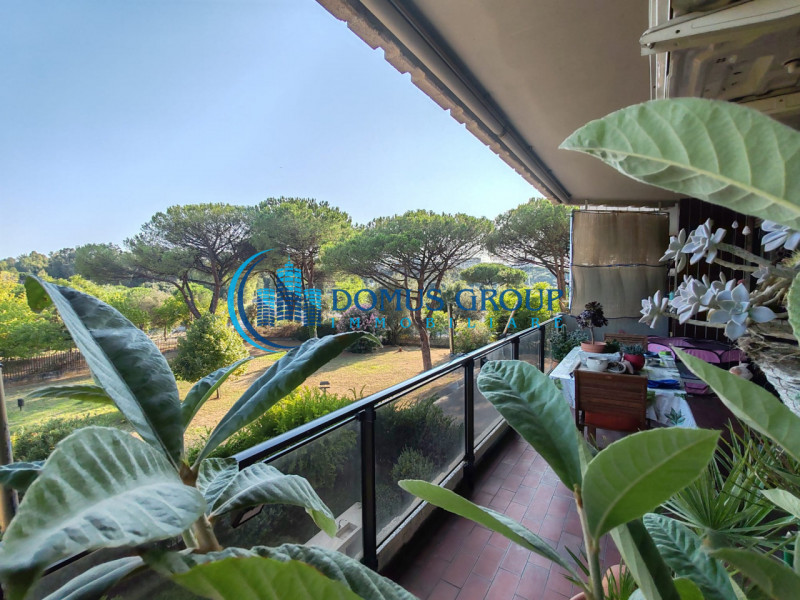 Immagine 10 di Appartamento in vendita  in Via Benedetto Croce a Roma