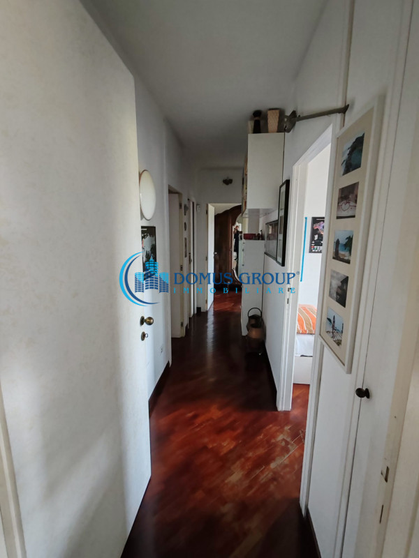 Immagine 16 di Appartamento in vendita  in Via Benedetto Croce a Roma