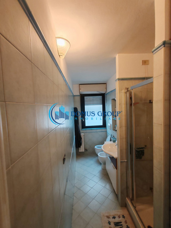 Immagine 18 di Appartamento in vendita  in Via Benedetto Croce a Roma