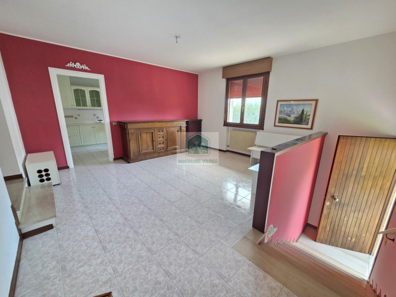Immagine 11 di Appartamento in vendita  in volpago del montello via schiavonesca nuova 144 a Volpago Del Montello