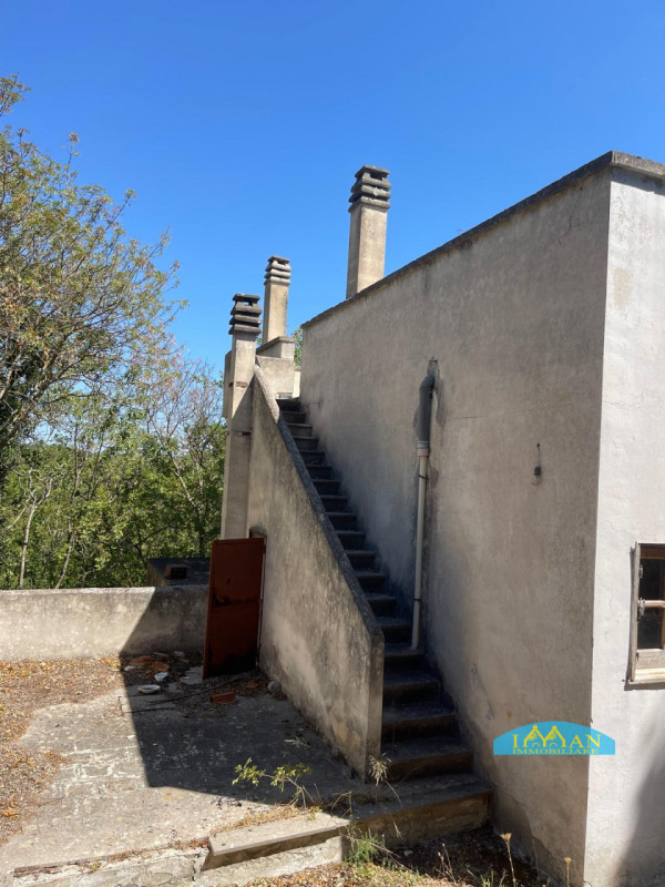 Immagine 25 di Villa in vendita  in Contrada Montedoro Piccolo a Ceglie Messapico