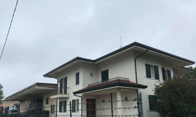 Immagine 1 di Appartamento in vendita  in Via San Mauro n 30/A - 47814 Bellaria-Igea Marina (RN) a Bellaria-Igea Marina