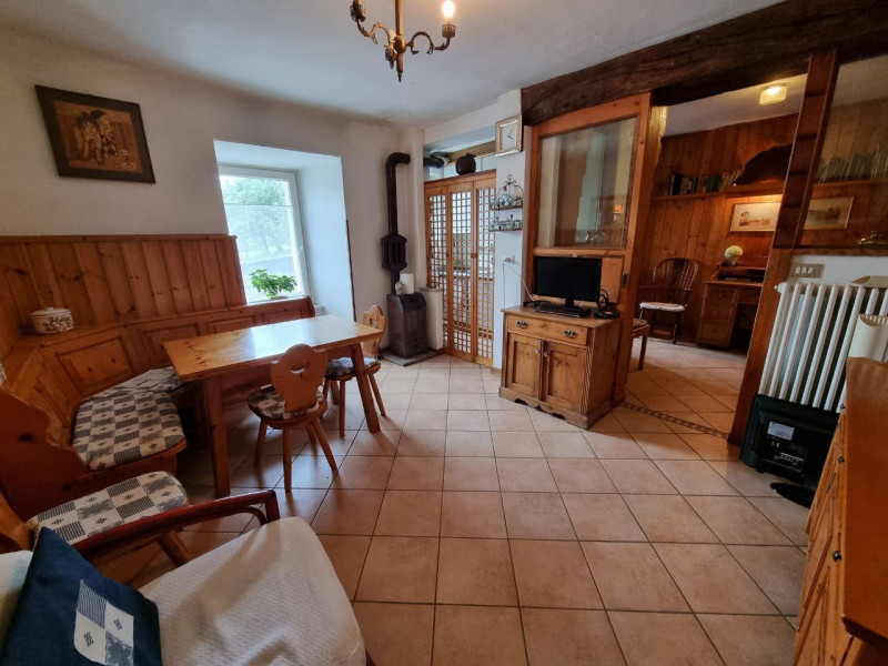 Immagine 1 di Villetta a schiera in vendita  a Predaia