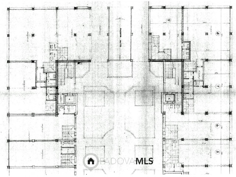Immagine 6 di Negozio in vendita  in Via Giuseppe Jappelli a Abano Terme