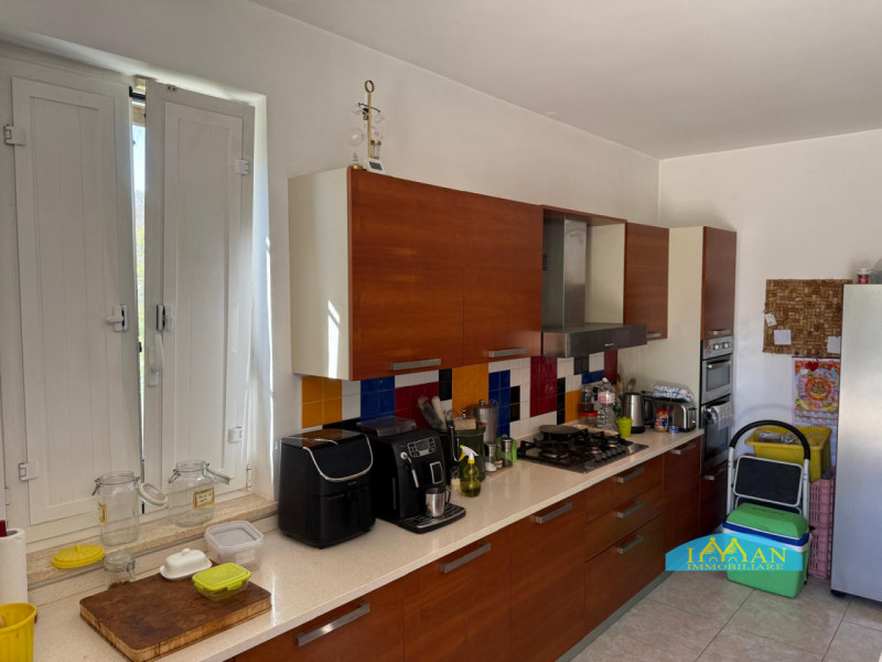 Immagine 5 di Villa in vendita  in Contrada Monte Calvo a Ceglie Messapico