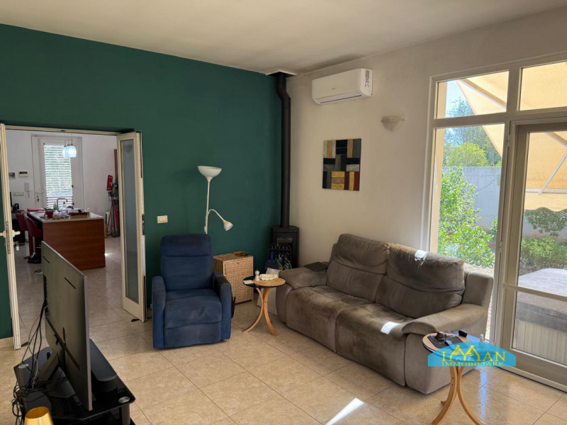 Immagine 6 di Villa in vendita  in Contrada Monte Calvo a Ceglie Messapico