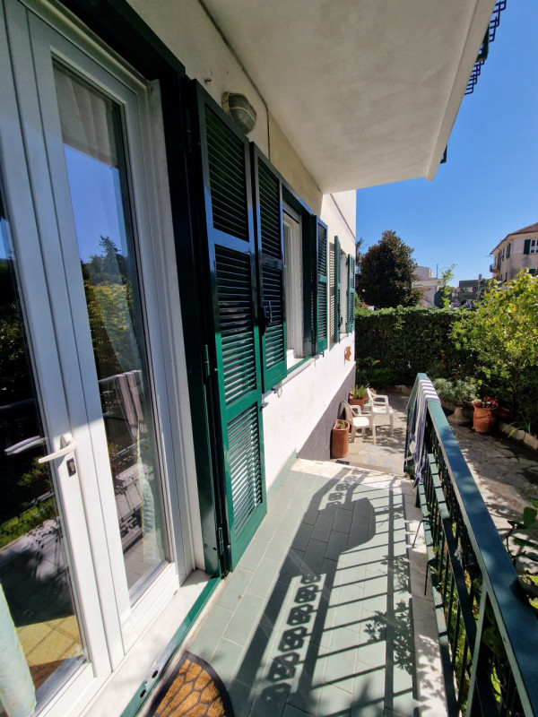 Immagine 7 di Appartamento in vendita  in Via Bosena a Rapallo