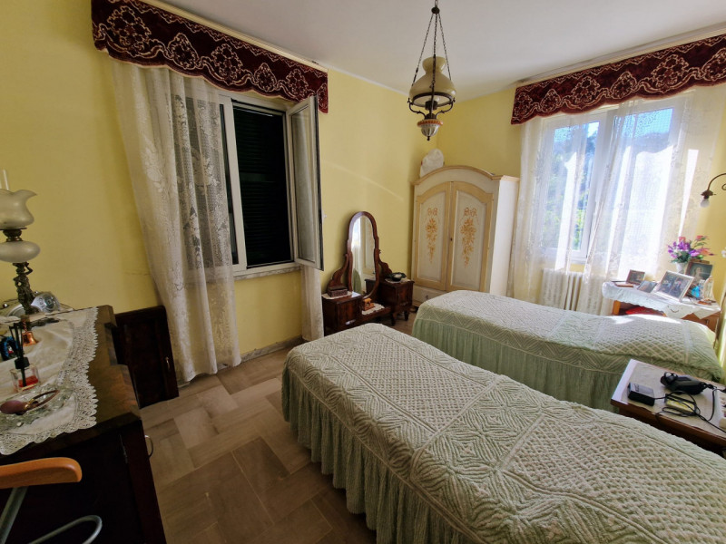 Immagine 16 di Appartamento in vendita  in Via Bosena a Rapallo