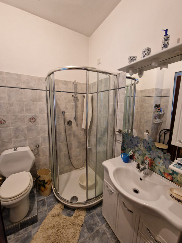 Immagine 26 di Appartamento in vendita  in Via Bosena a Rapallo