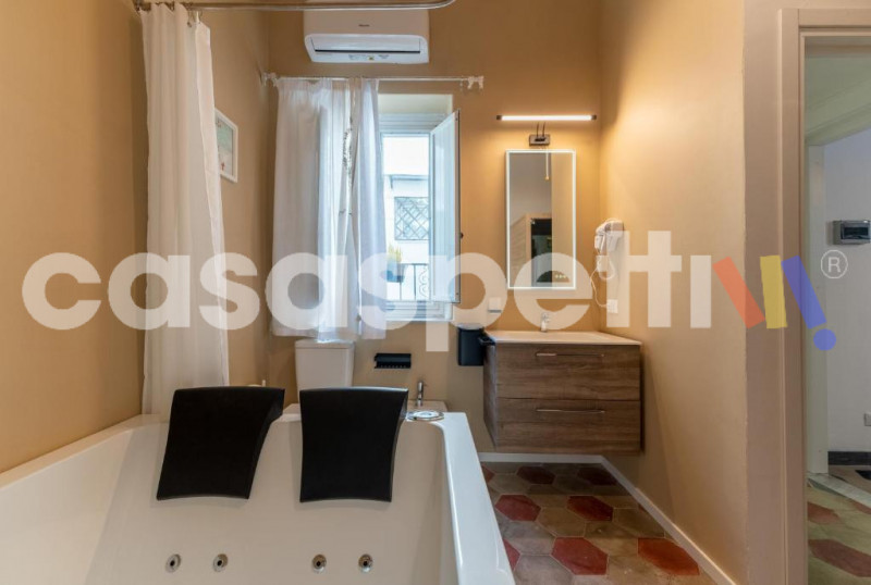 Immagine 9 di Bed & Breakfast in vendita  in Via Gregorio Ugdulena a Palermo