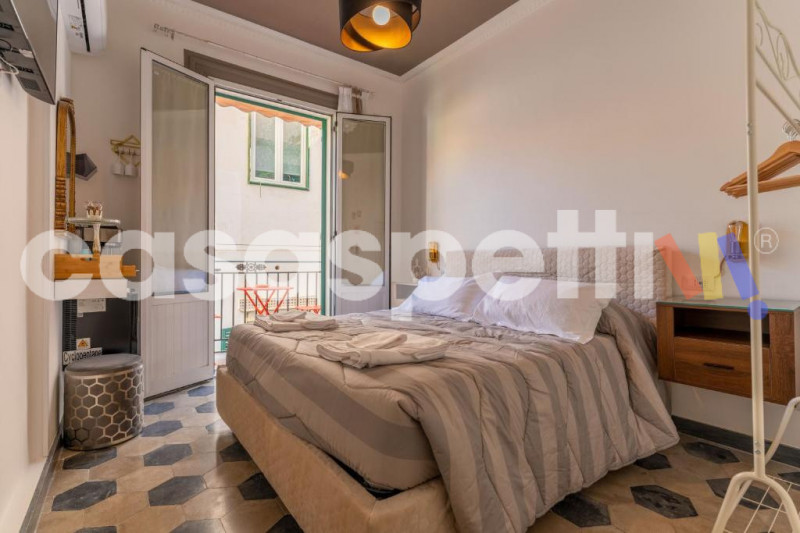 Immagine 11 di Bed & Breakfast in vendita  in Via Gregorio Ugdulena a Palermo