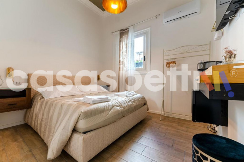 Immagine 14 di Bed & Breakfast in vendita  in Via Gregorio Ugdulena a Palermo