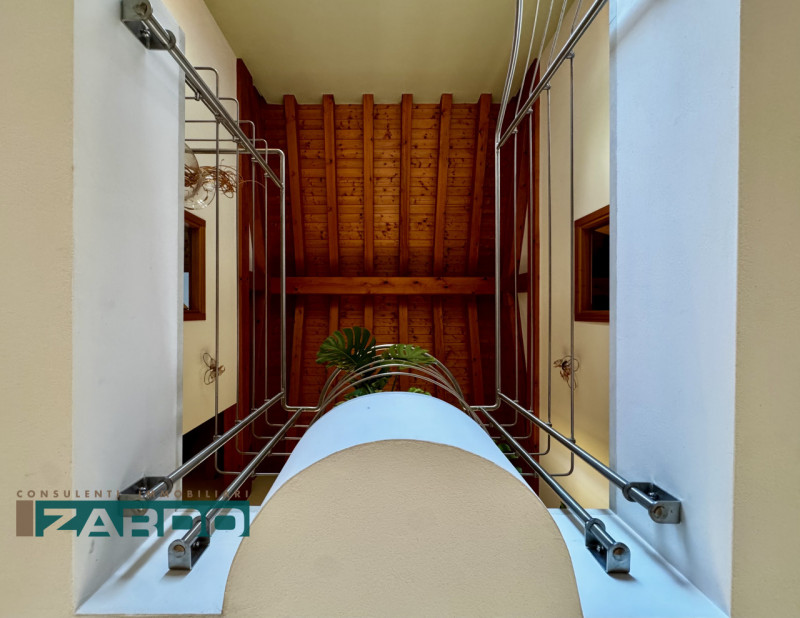 Immagine 7 di Casa indipendente in vendita  a Loria