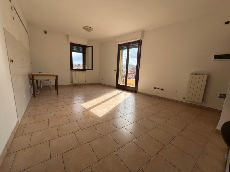 Immagine 6 di Appartamento in vendita  a Trecastelli