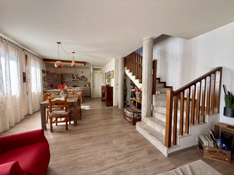 Immagine 2 di Casa indipendente in vendita  in Via P. Lazzarini 19 a Lozzo Atestino